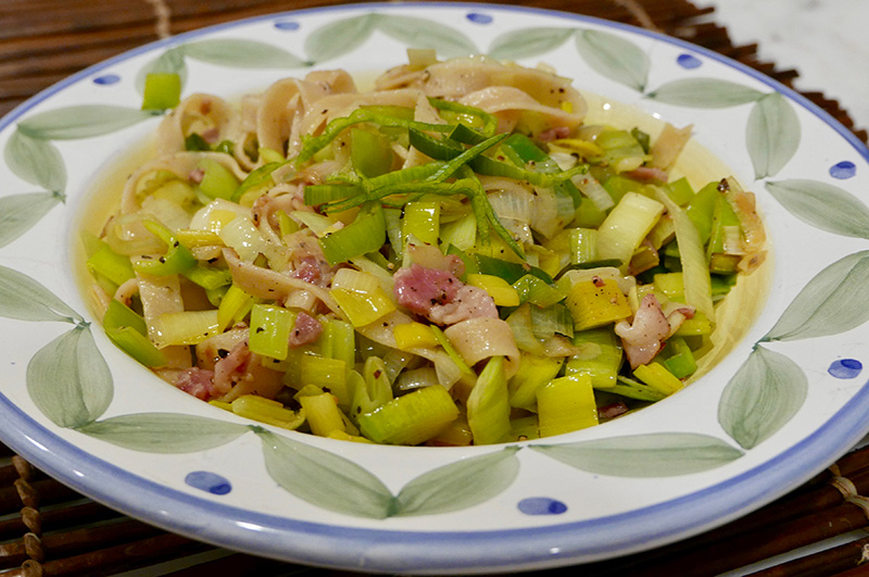 Linguine with Leek and Pancetta