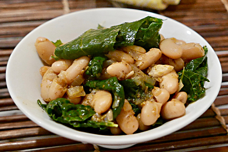 Tuscan White Beans with Kale